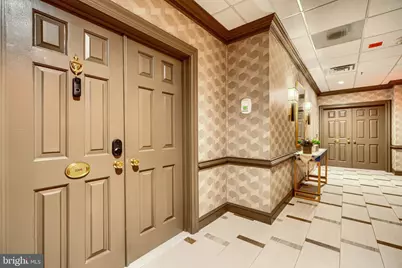 10 E Lee Street #2208, Baltimore, MD 21202 - Photo 3