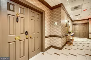 10 E Lee St, Baltimore, MD 21202 - Photo 3