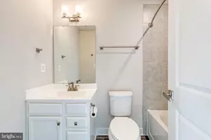 228 S Newkirk St, Baltimore, MD 21224 - Photo 19