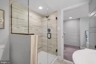 3102 E Lombard St, Baltimore, MD 21224 - Photo 17