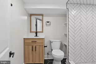 4013 4th St, Baltimore, MD 21225 - Photo 23