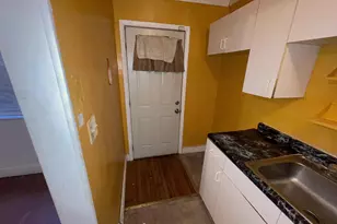 4011 Pimlico Rd, Baltimore, MD 21215 - Photo 9