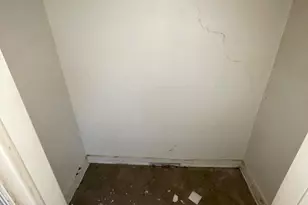 4011 Pimlico Rd, Baltimore, MD 21215 - Photo 3