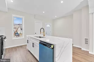 2846 Oakley Ave, Baltimore, MD 21215 - Photo 3