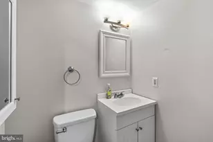 1305 S Potomac St, Baltimore, MD 21224 - Photo 23