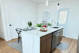 3435 Dupont Ave, Baltimore, MD 21215 - Photo 3