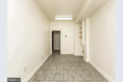 38 S Carrollton Avenue, Baltimore, MD 21223 - Photo 9