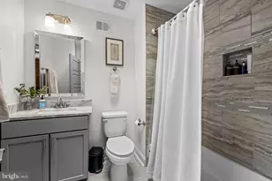 731 S Linwood Ave, Baltimore, MD 21224 - Photo 17