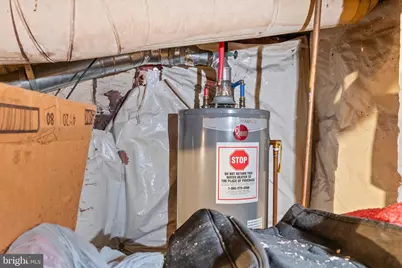 112 E 20th Street, Baltimore, MD 21218 - Photo 21