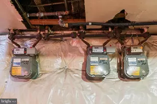 112 E 20th St, Baltimore, MD 21218 - Photo 19