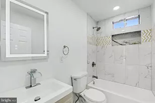 210 Monastery Ave, Baltimore, MD 21229 - Photo 23