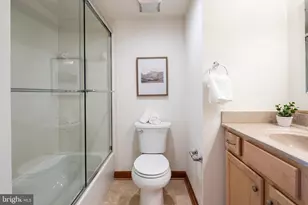 2349 Cambridge Walk, Baltimore, MD 21224 - Photo 41