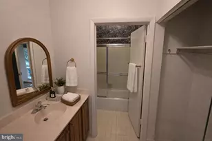 418 S Hanover St, Baltimore, MD 21201 - Photo 13