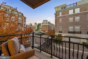 900 Valencia Ct, Baltimore, MD 21230 - Photo 17