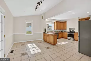 1007 Roland Heights Ave, Baltimore, MD 21211 - Photo 35