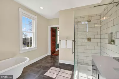 1007 Roland Heights Avenue, Baltimore, MD 21211 - Photo 17