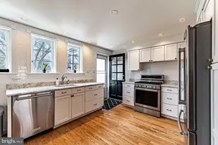 5 Middleton Ct, Baltimore, MD 21212 - Photo 11