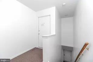 215 S Eaton St, Baltimore, MD 21224 - Photo 17