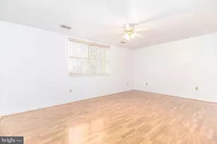 215 S Eaton St, Baltimore, MD 21224 - Photo 11