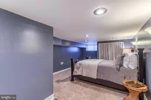 821 S Eaton St, Baltimore, MD 21224 - Photo 23