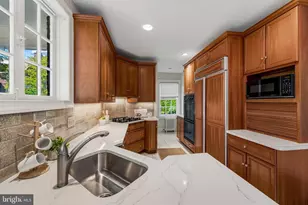 3810 Fenchurch Rd, Baltimore, MD 21218 - Photo 31