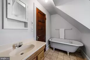 3810 Fenchurch Rd, Baltimore, MD 21218 - Photo 69