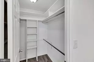 3601 Clarks Ln, Baltimore, MD 21215 - Photo 19