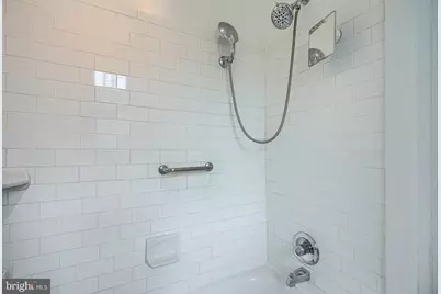 501 W University Parkway #J2, Baltimore, MD 21210 - Photo 37