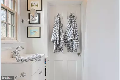 501 W University Parkway #J2, Baltimore, MD 21210 - Photo 35