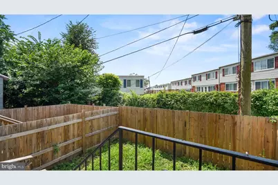 709 E 30th Street, Baltimore, MD 21218 - Photo 21