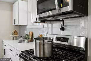 3718 Cranston Ave, Baltimore, MD 21229 - Photo 9