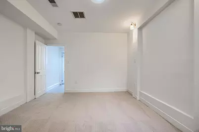 2123 E Fairmount Avenue, Baltimore, MD 21231 - Photo 17