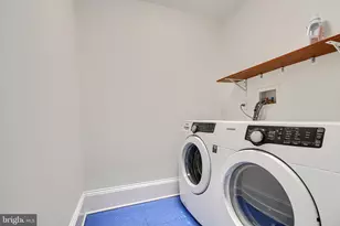 2123 E Fairmount Ave, Baltimore, MD 21231 - Photo 27