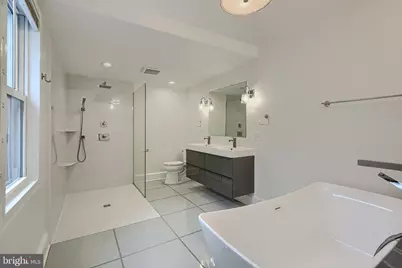 2123 E Fairmount Avenue, Baltimore, MD 21231 - Photo 19