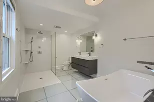 2123 E Fairmount Ave, Baltimore, MD 21231 - Photo 19