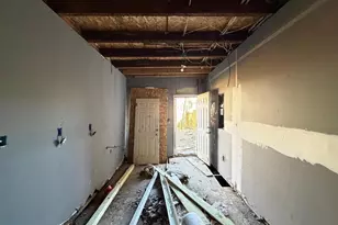 1327 N Fulton Ave, Baltimore, MD 21217 - Photo 9