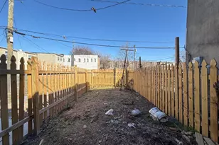 1327 N Fulton Ave, Baltimore, MD 21217 - Photo 23