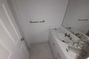 10 E Lee St, Baltimore, MD 21202 - Photo 21