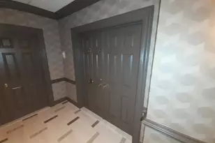 10 E Lee St, Baltimore, MD 21202 - Photo 9