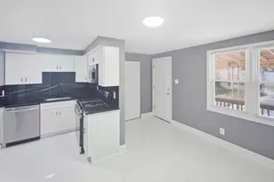 2916 Rayshire Rd, Baltimore, MD 21230 - Photo 9