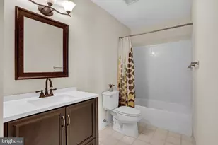 2702 Lighthouse Point E, Baltimore, MD 21224 - Photo 21