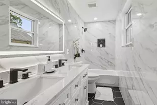 4013 Carlisle Ave, Baltimore, MD 21216 - Photo 17