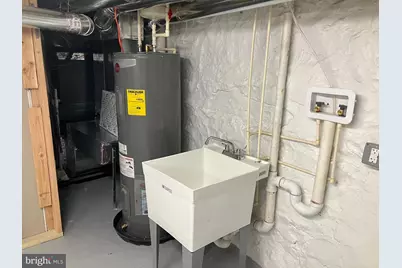 3210 Lyndale Avenue, Baltimore, MD 21213 - Photo 15