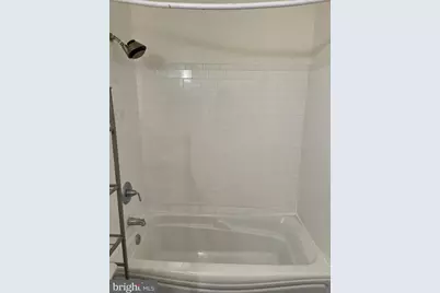 1011 Hunter Street N #F2, Baltimore, MD 21202 - Photo 25