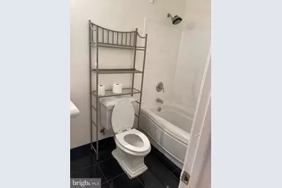 1011 Hunter Street N #F2, Baltimore, MD 21202 - Photo 27