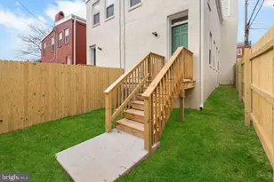 105 S Fulton Ave, Baltimore, MD 21223 - Photo 35