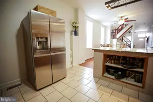 2518 E Fairmount Ave, Baltimore, MD 21224 - Photo 7