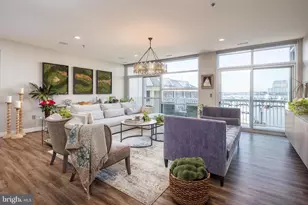 2772 Lighthouse Point E, Baltimore, MD 21224 - Photo 11