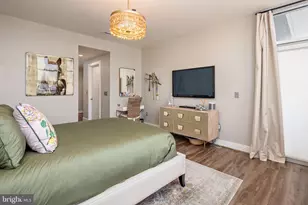 2772 Lighthouse Point E, Baltimore, MD 21224 - Photo 29