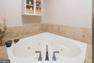 2772 Lighthouse Point E #216, Baltimore, MD 21224 - Photo 33